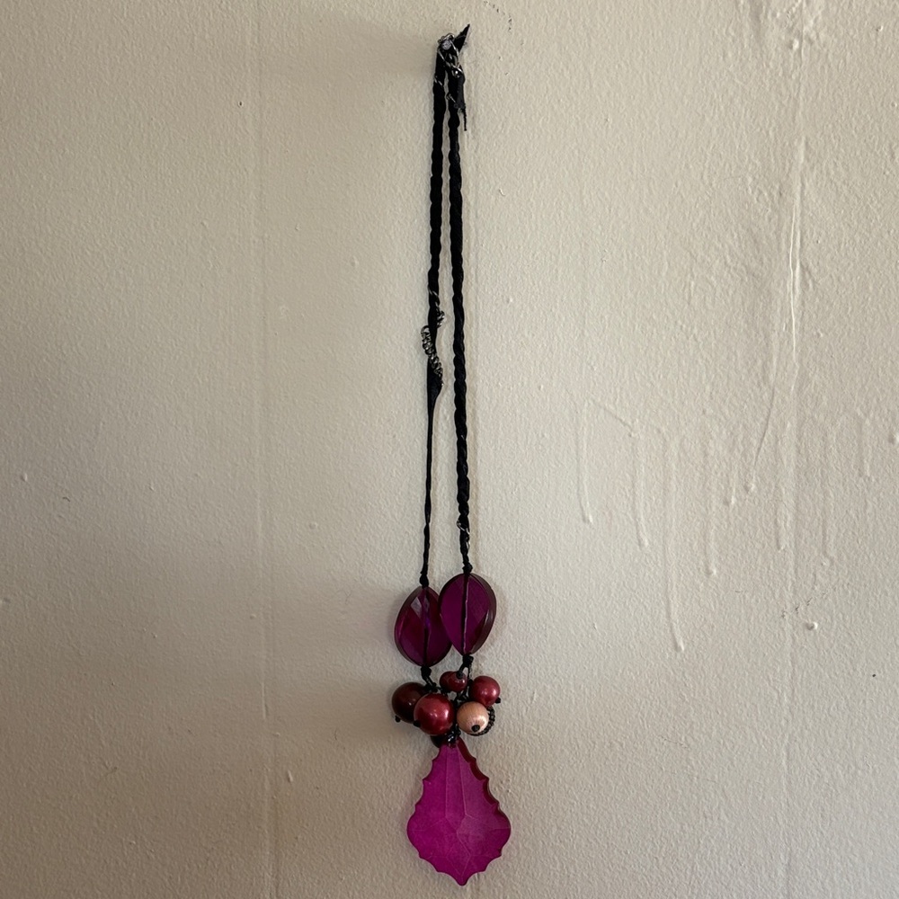 Elegant Purple Statement Necklace - Picture 4 of 8